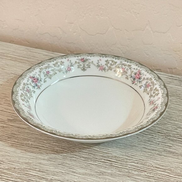 Noritake China Edgewood 5807 Bowl Small 5.5" Round Rose Floral 6 Available - Picture 1 of 8